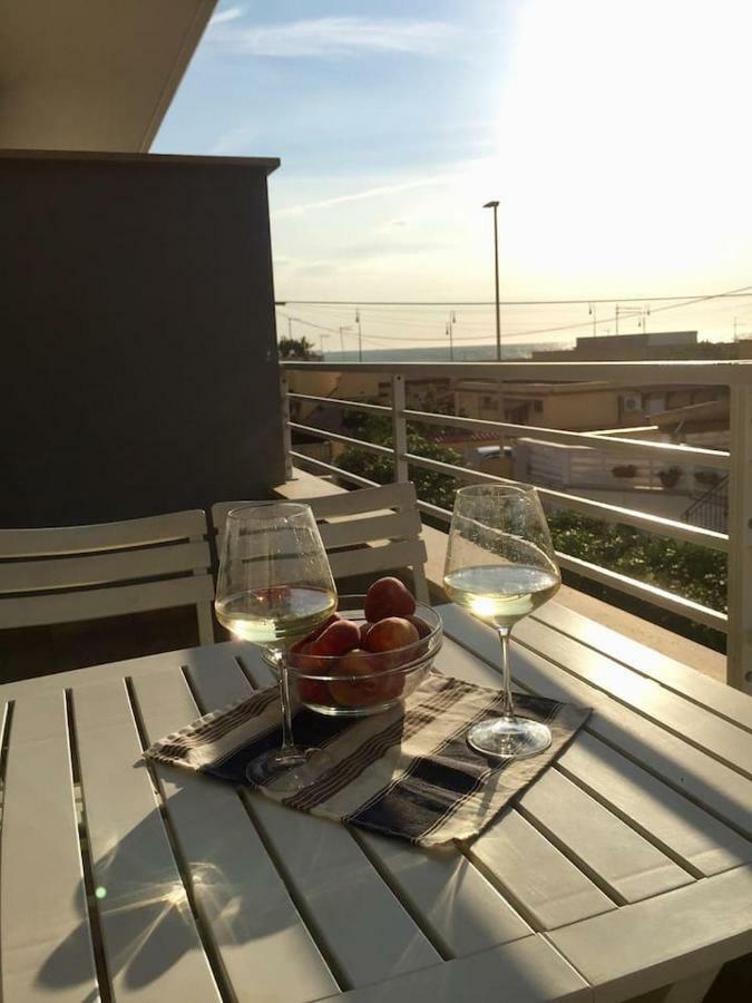 Sunset House Apartment Fiumicino Luaran gambar